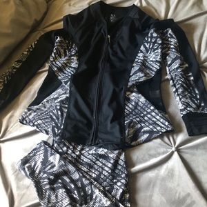 NY&Co ladies sweat suit